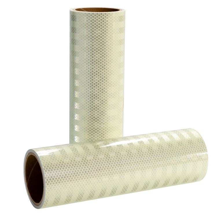 Introduction to FA06 Photoluminescent Reflective Sheeting (PMMA)